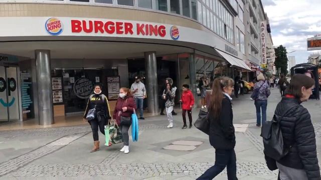 TK-Maxx, Karstadt и другие промтоварные магазины открылись в Берлине после карантина смотреть онлайн