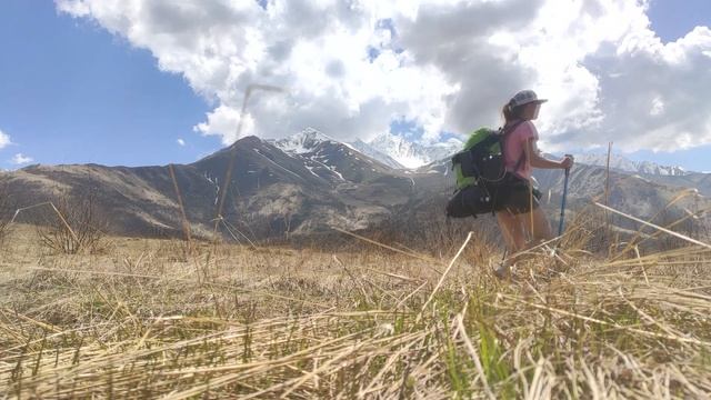 Наш поход по горам Северной Осетии. Кармадон - Верхний Фиагдон. Май 2021. смотреть онлайн