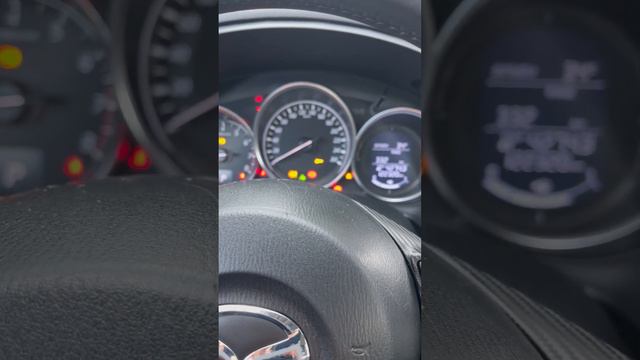 Error de batería de MAZDA CX-5 (I-stop) / Battery error in MAZDA CX-5 Maintenance Guide (I-stop) смотреть онлайн