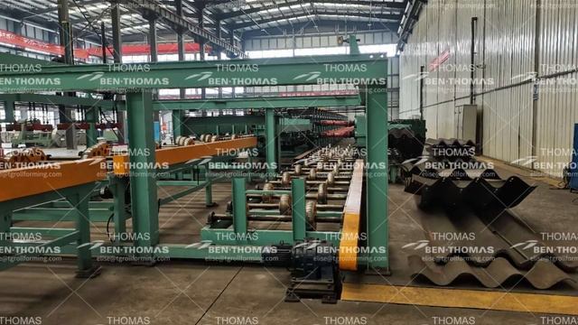 (multi Plate Pipe Production Line)
Multi Plate Pipe Equipment