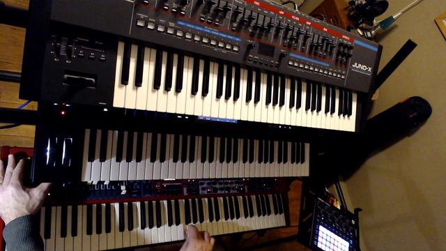 Sawtooth Synth - Searing Lead Solo смотреть онлайн