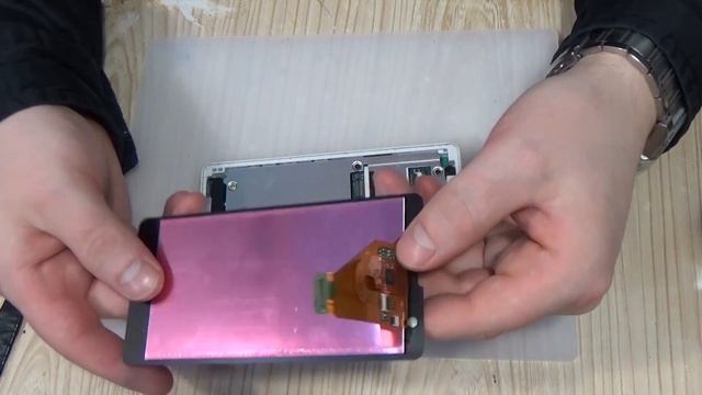 Sony Xperia ZR (C5502) замена дисплейного модуля,разборка,ремонт! смотреть онлайн
