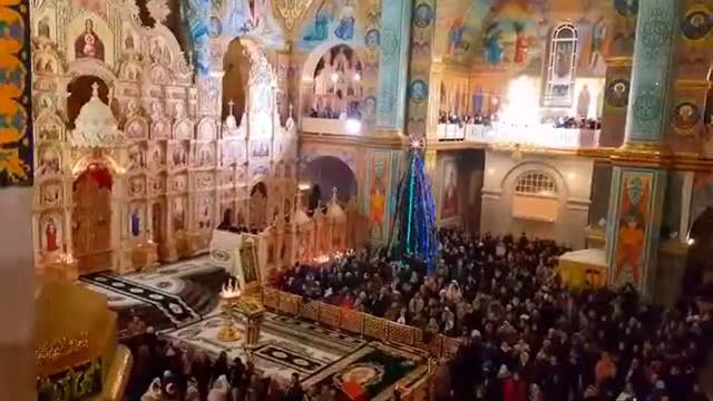 Вечер колядок в Печерской Лавре 06.12.2008 смотреть онлайн