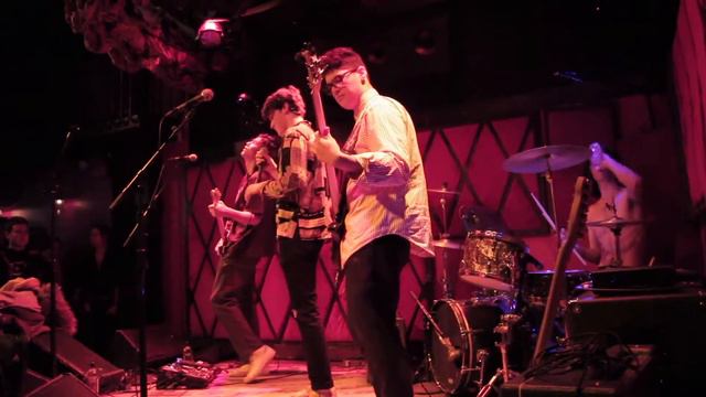 Quarters of Change - Run (Live at Rockwood Music Hall) смотреть онлайн