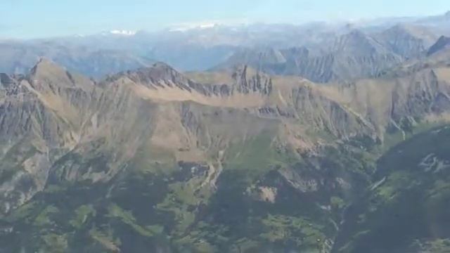La SUISSE vue d'en haut à bord du F-GEDU смотреть онлайн