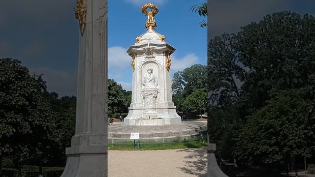 Berlin Tiergarten Tour смотреть онлайн
