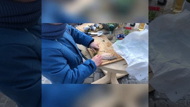 Готовим вместе с сыном, на свежем воздухе. смотреть онлайн