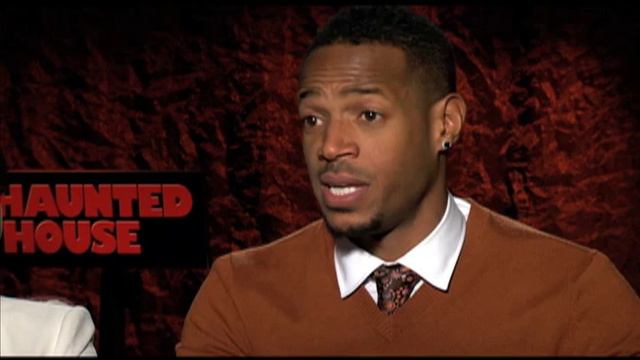 A Haunted House Interview Marlon Wayans & Essence Atkins смотреть онлайн