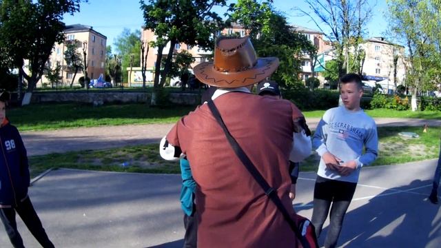 Кто последний, получит ДЕНЬГИ! | ПОПАДАНИЕ В БАСКЕТБОЛЬНОЕ КОЛЬЦО смотреть онлайн
