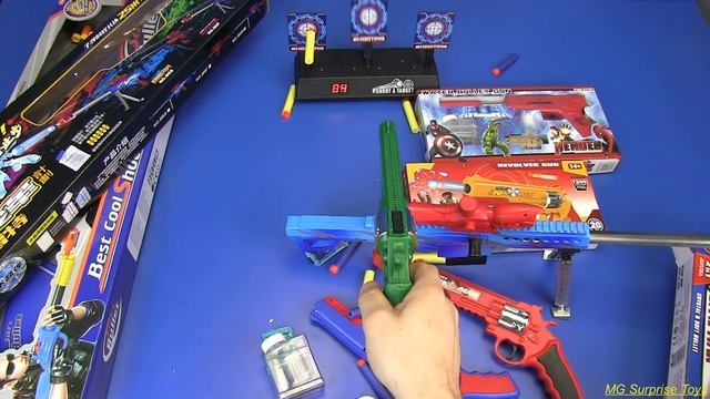 Box of Toys ! Colored Toy Guns - Superhero Toys & Soft Bullet Guns Toys Unboxing for Kids смотреть онлайн