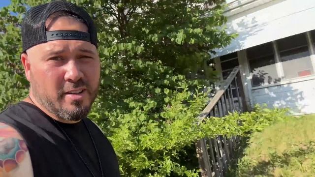 We Went To The Demon House! смотреть онлайн