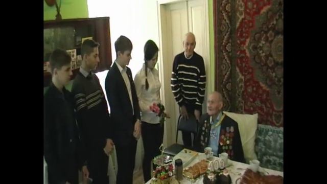 100 лет смотреть онлайн