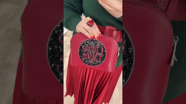 #carpedeim #сумка #мода #ручнаяработа #кристаллы #вышивка #ЮлияЛогвинова #OKATAVA смотреть онлайн