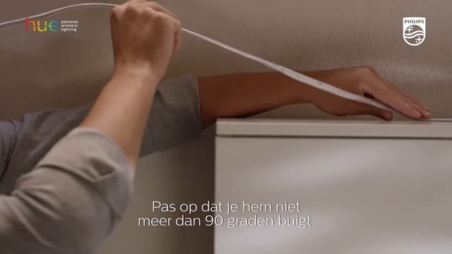 Philips Hue - Hoe installeer je de Lightstrip Plus? смотреть онлайн