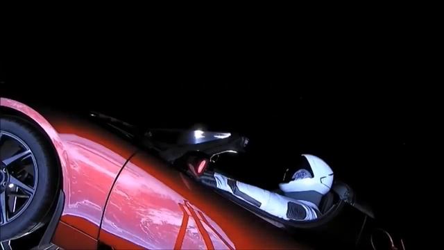 Starman Driving Tesla Roadster To Mars In Space Footage смотреть онлайн