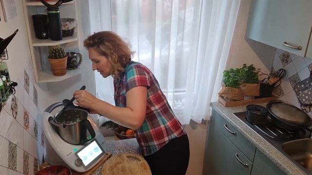 Цветная капуста тушеная в сырном соусе с картошкой и фаршем! Термомикс. смотреть онлайн