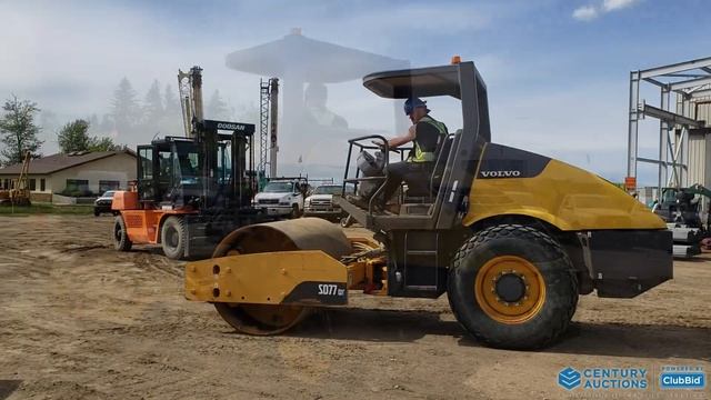 Lot #0262: 2008 Volvo SD77DX Single Drum Compactor | Fort Sask, AB | Closing July 7th 2020 @ 10 am