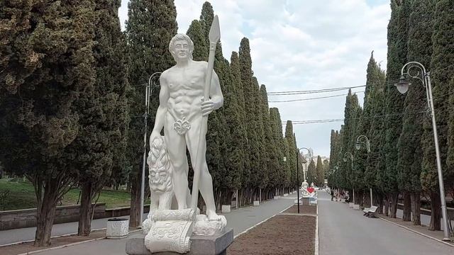 Жемчужины Крыма Симеиз. Где снимали Неуловимых и Человек -Амфибия. смотреть онлайн