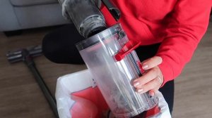 HOW TO CLEAN THE DYSON V15 DETECT ABSOLUTE CANISTER
