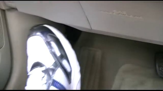 2007 Toyota Camry - How To Turn Off VSC/Stability Control смотреть онлайн
