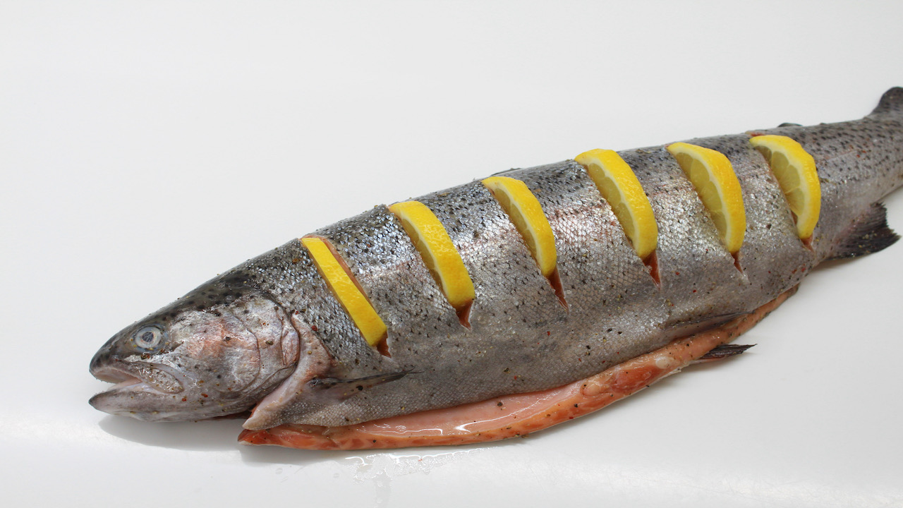 ГОТОВИМ вкусную РЫБУ на праздничный стол! Получится у всех! смотреть онлайн