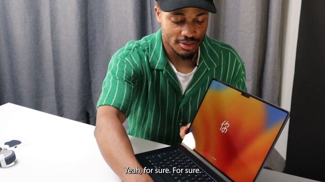 Unboxing Apple's 15-Inch Macbook Air!