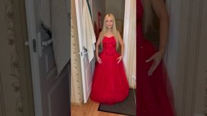 Света и ПРОКЛЯТАЯ КУКЛА живая. Страшилки AmyMyr про куклу из Тик Тока