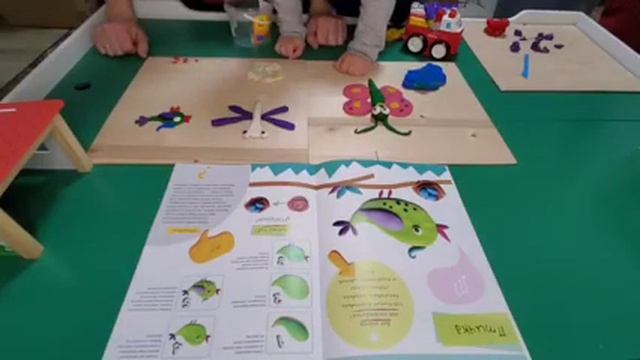 Лепим бабочку из пластилина. смотреть онлайн