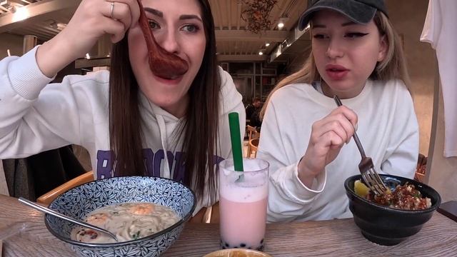 МУКБАНГ с ПОДРУГОЙ ? J PAN - Японское бистро | Рамен |Японская кухня #мукбанг #итинг #креветки смотреть онлайн