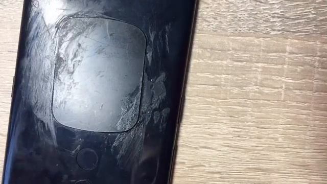 Как быстро вытащить застрявший штекер от наушников из телефона? смотреть онлайн