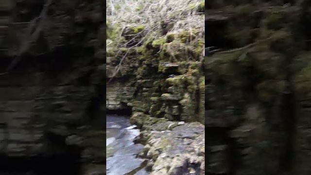 Сухие водопады на р. Ай 03.05.2019 смотреть онлайн