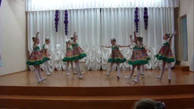 "Кумушки" Ансамбль "Юла" смотреть онлайн