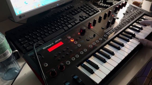 Mr.Vain Culture Beat Melody on Roland JDXi смотреть онлайн