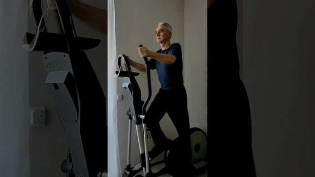 Эллипсоид Kettler Cardio Fitness, доработанная версия - с подставкой для телефона))