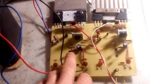 Мощный Усилитель звука на транзисторах 2SC 5200 и 2SA 1943. Включаем в Мост.