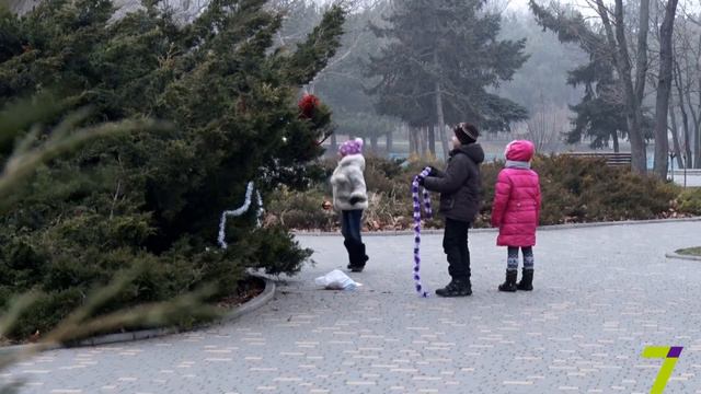 ПНЧ: Помогут ли детям нарядить елку смотреть онлайн