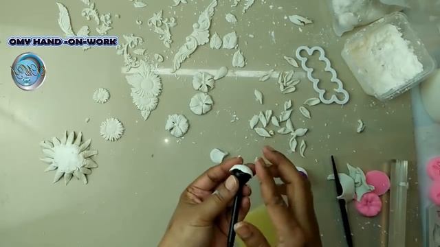 HOW TO MAKE CLAY USING WHITE CEMENT || Making Flower Use White Cement Clay || Cement Craft Ideas смотреть онлайн