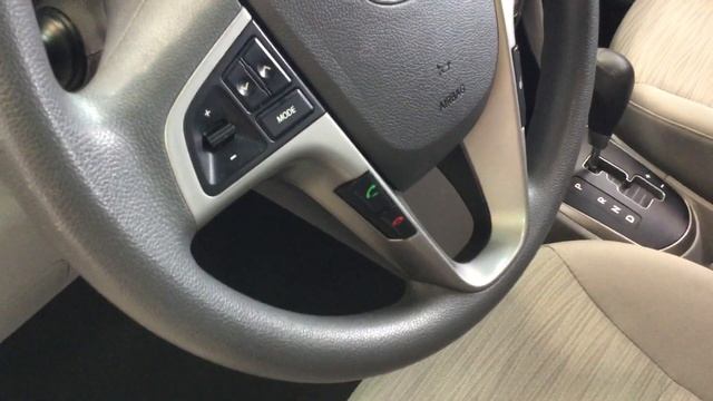 2017 Hyundai Accent Silver Sedan смотреть онлайн