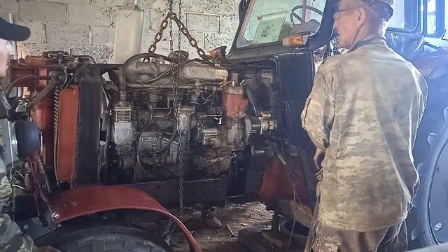 МтЗ 80. Раскатка трактора. Замена корзины и диска сцепления. смотреть онлайн