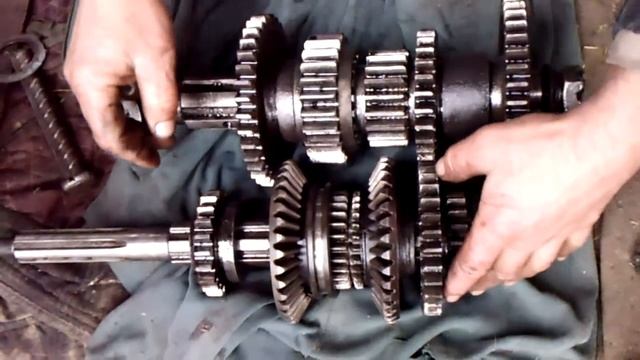 Popravka Menjaca Vladimirec T-25 A1 . 2 Deo / Popravka смотреть онлайн