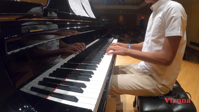 Santa Claus Is Comin To Town by Haven Gillespie Performed by Aiden смотреть онлайн