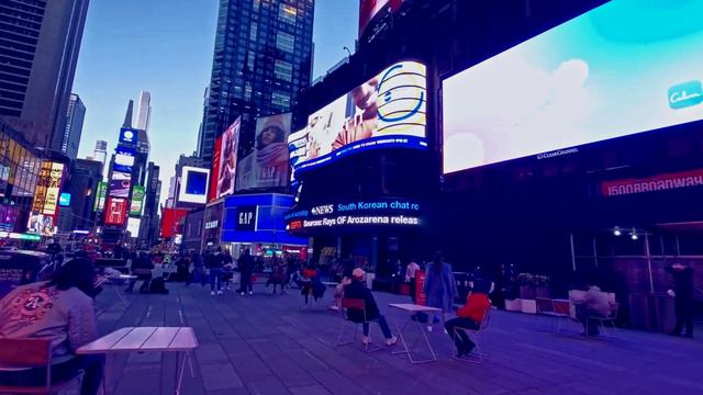Walking in New York City - Times Square - Cyberpunk Vibes [4K] смотреть онлайн