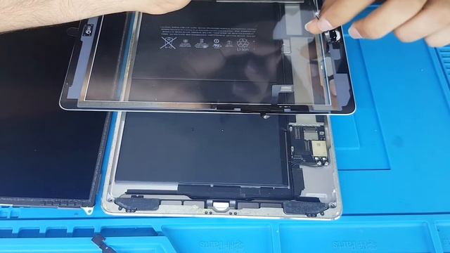 Apple iPad 5 | Dokunmatik panel değişimi смотреть онлайн
