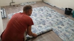 Как подогнать обои по рисунку. Считаем количество рулонов правильно!