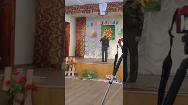 песня про коня.в исполнение мальчика 9лет. смотреть онлайн