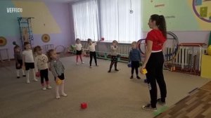 "Знаю я, как стать сильней". Комплекс № 10 утренней гимнастики в средней группе (4 - 5 лет)