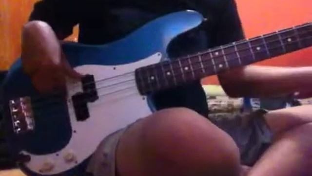 Fender Precision MiM 96 смотреть онлайн