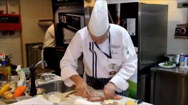 Lainox Combi Oven Cook - Cordon Bleu смотреть онлайн