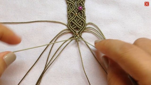 Macrame tutorial -The Maze pattern bracelet - Hướng dẫn thắt vòng tay mê cung смотреть онлайн