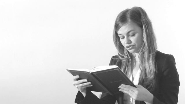 Губы цвета крови (отрывок 01) смотреть онлайн